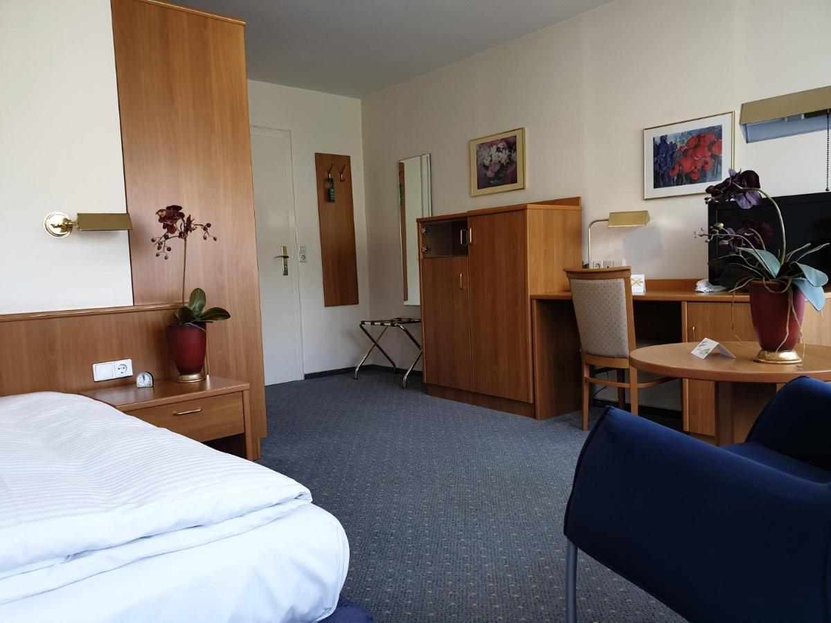 Hotel Rheinland Bad Orb Exterior foto